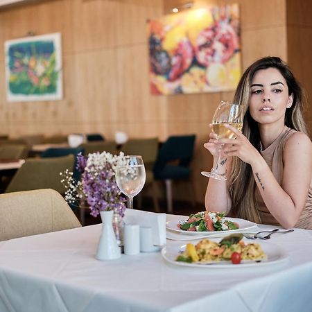 Bilyana Beach Hotel 네세부르 외부 사진