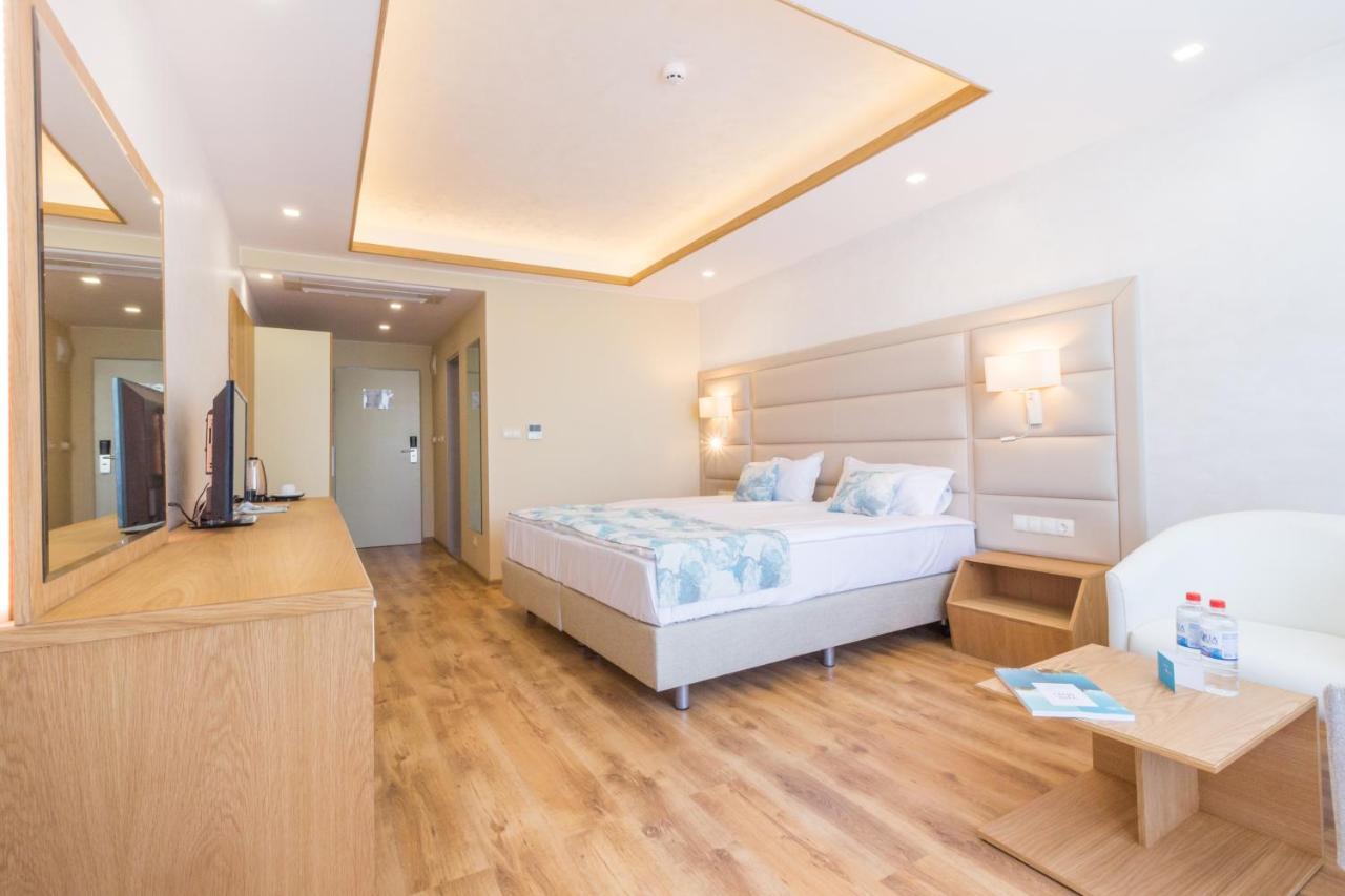 Bilyana Beach Hotel 네세부르 외부 사진