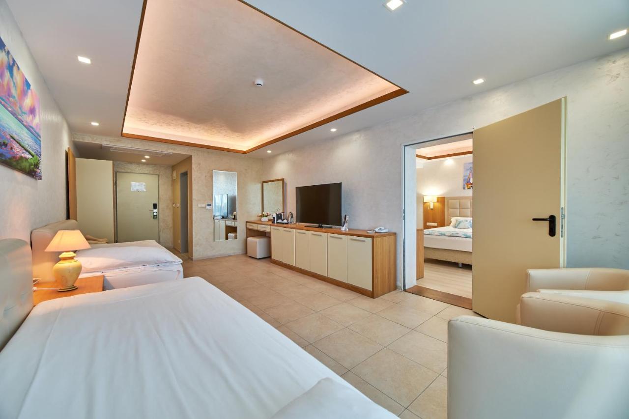 Bilyana Beach Hotel 네세부르 외부 사진